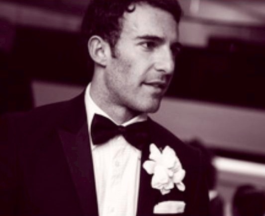 Carlos Huber, steppin' out.