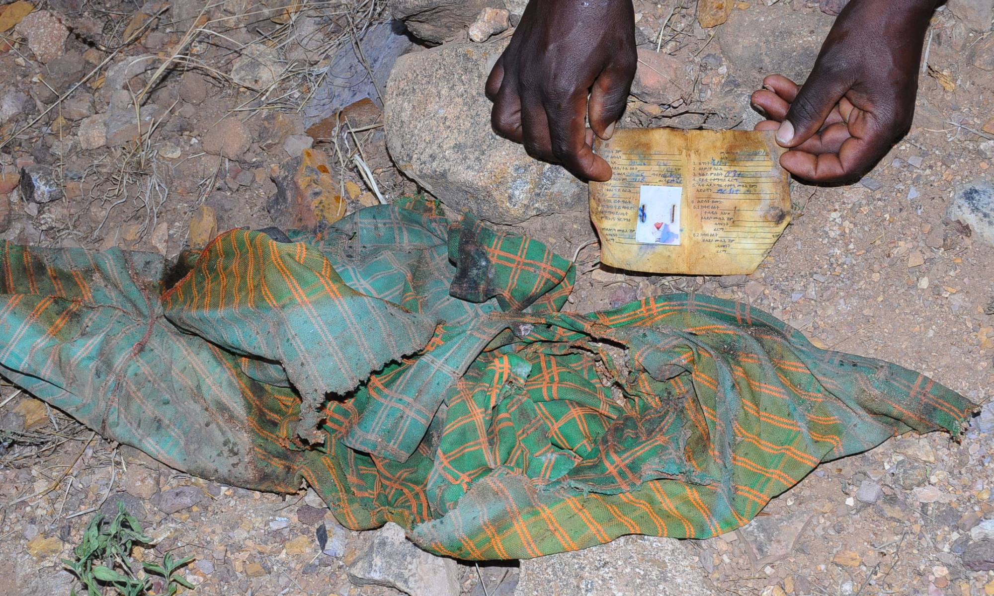 AWFUL: Video of Ethiopia massacre shows soldiers passing phone around to document execution of unarmed men