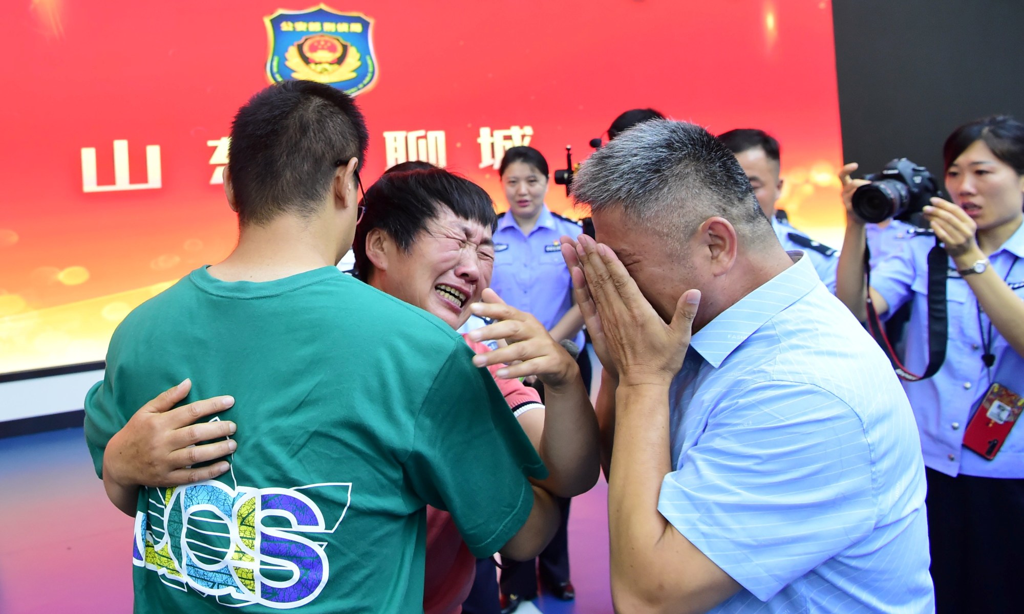 AMAZING: Man who was abducted over TWO DECADES ago REUNITED with his EMOTIONAL father