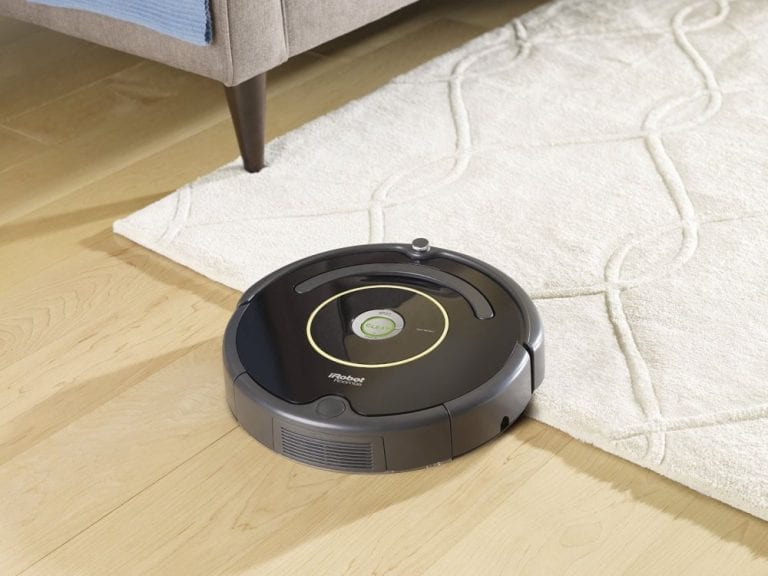 All you need to know about a robot vacuum cleaner and mop