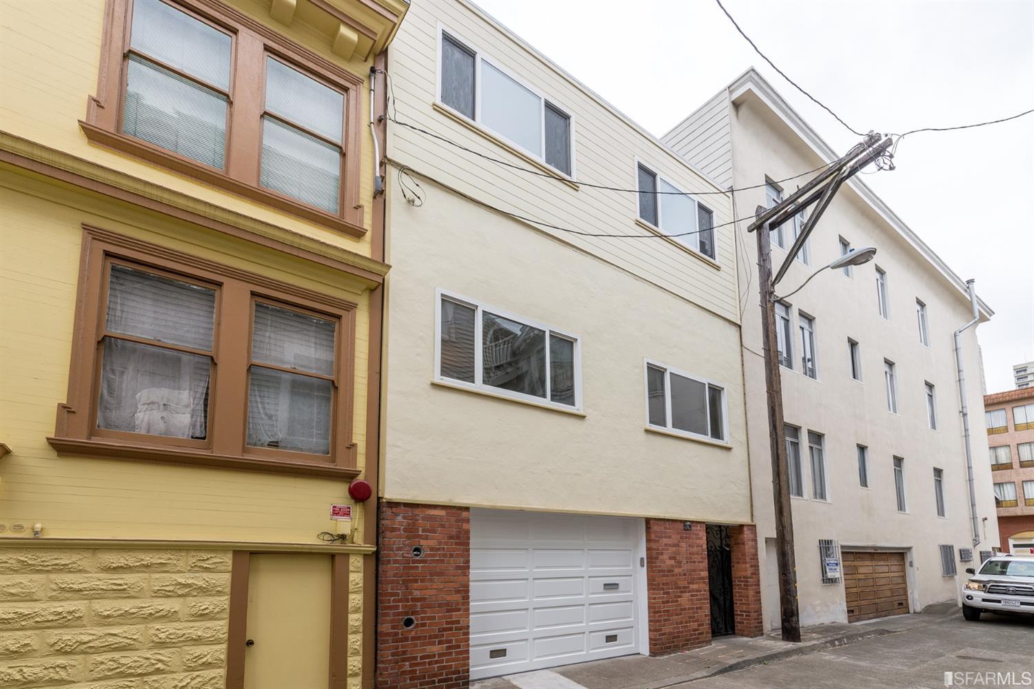 SOLD 11 Shephard Place Nob Hill 1,750,000 the Front Steps