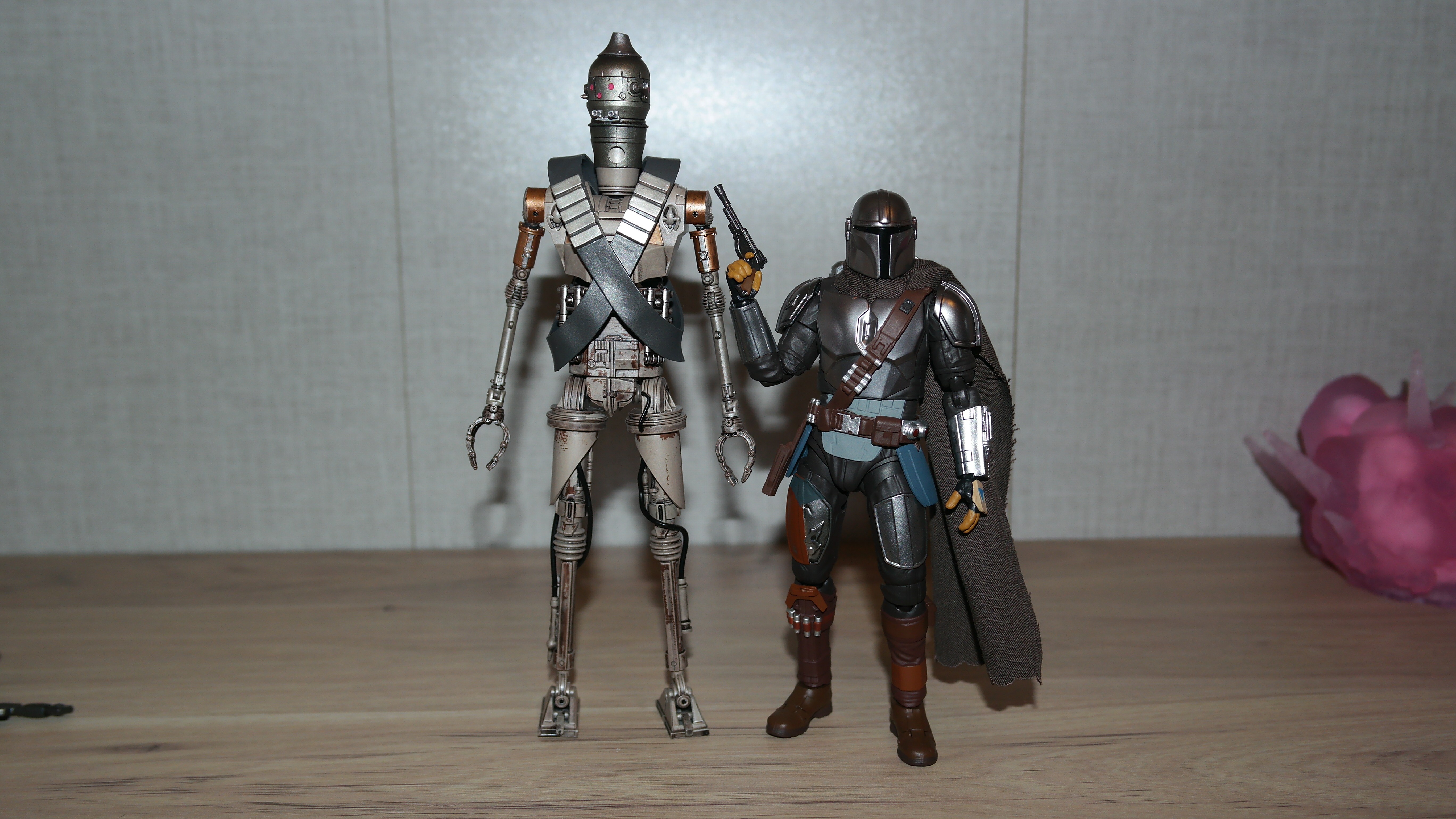 S.H. Figuarts Review | IG-11 (The Mandalorian) - Future of the Force