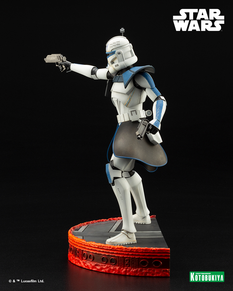 Koto-Captain-Rex-Statue-003
