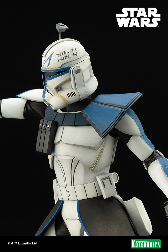 Koto-Captain-Rex-Statue-011