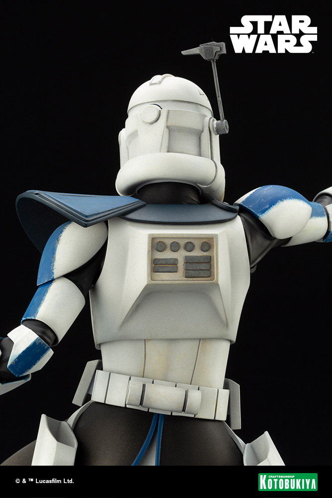 Koto-Captain-Rex-Statue-012