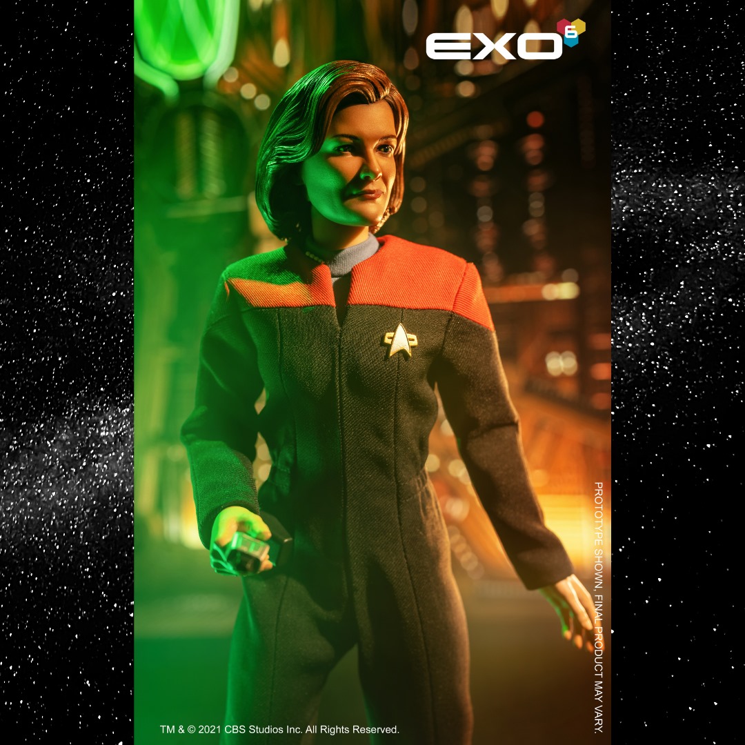 EXO-6-Captain-Janeway-004