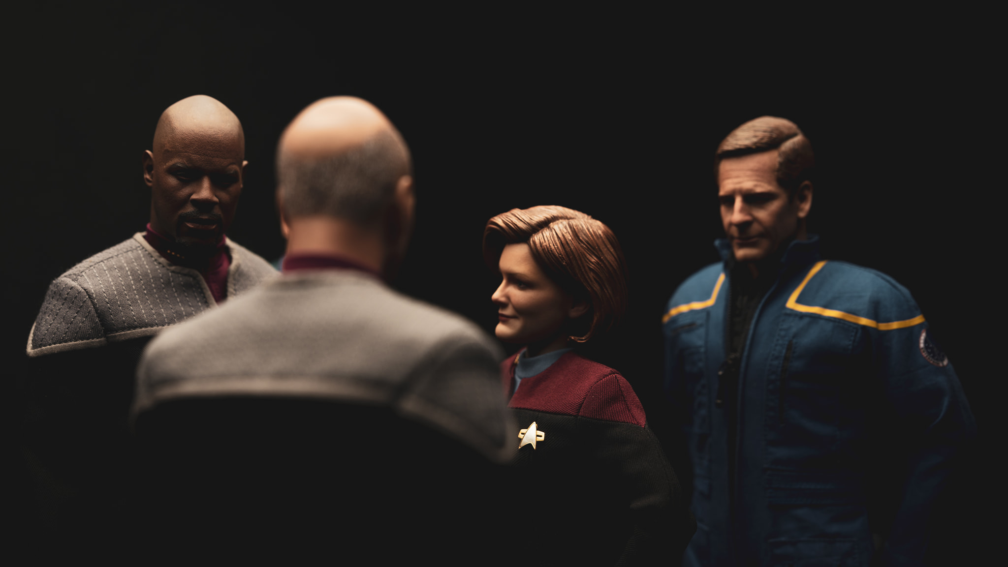 EXO-6-Captain-Janeway-012
