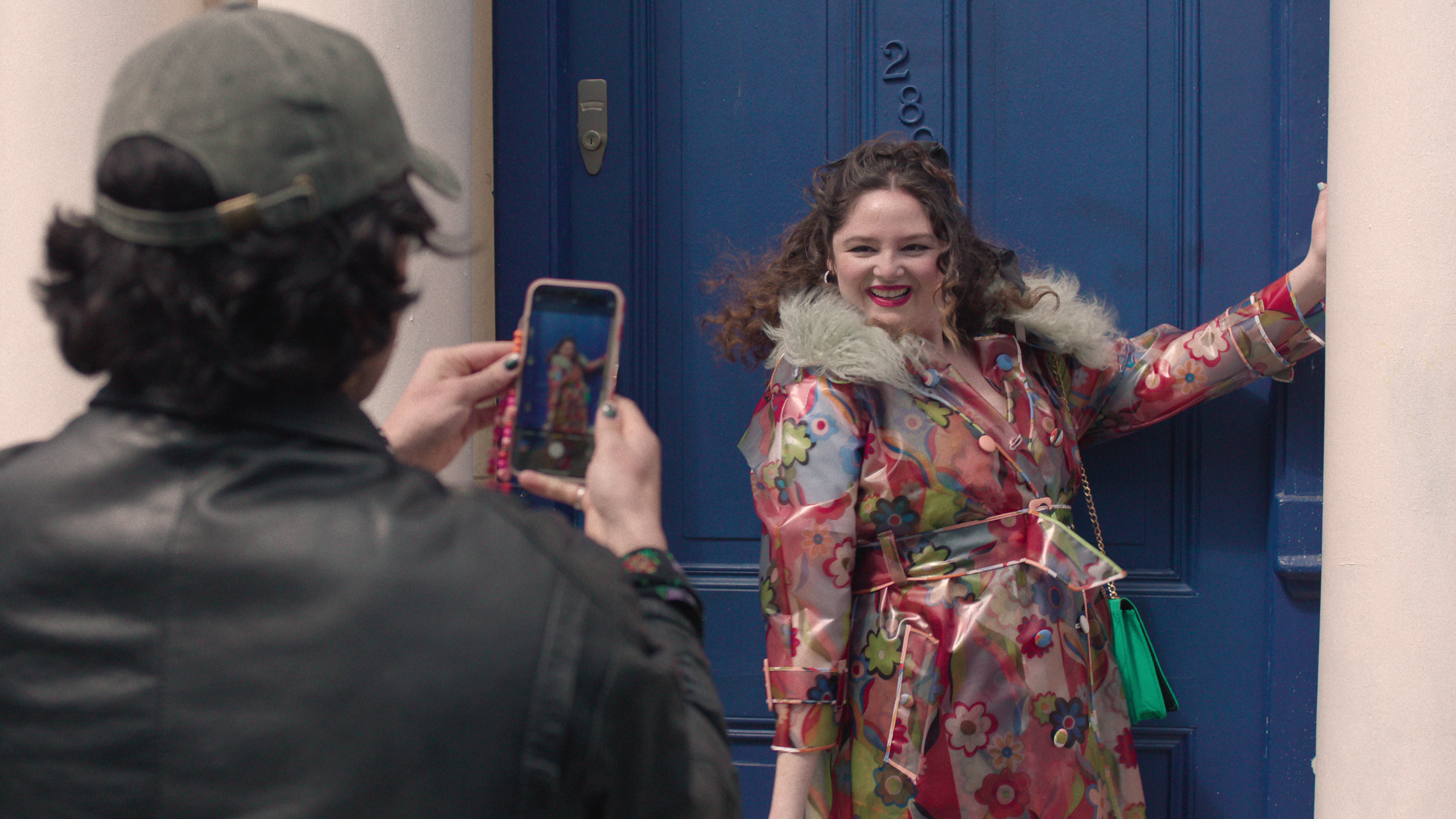 A First-Look At Lena Dunham's Too Much, Coming To Netflix On July 10th.