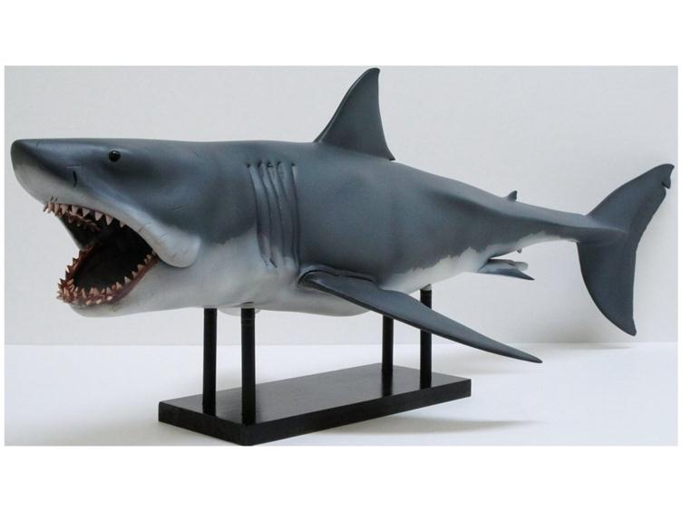 mechanical shark toy