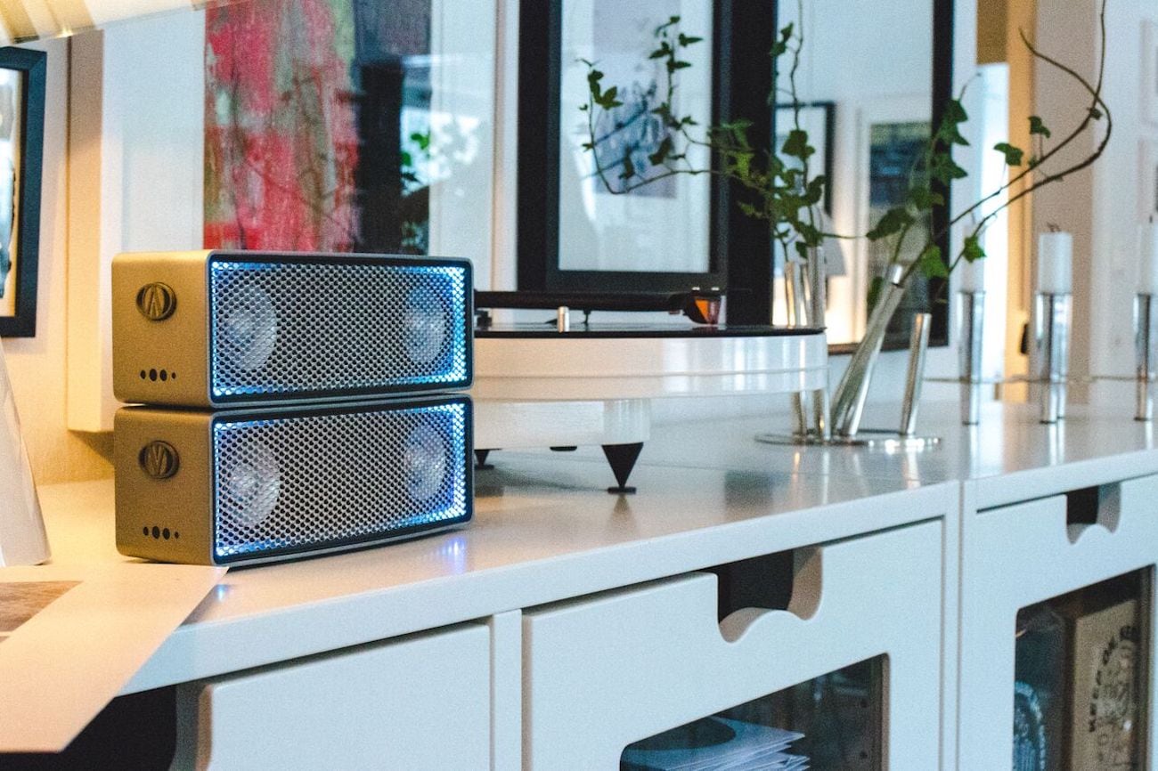 31+ Nice Sound Protect Matte -  - The role differs from that of a film director because the major creative control usually belongs to the producer.