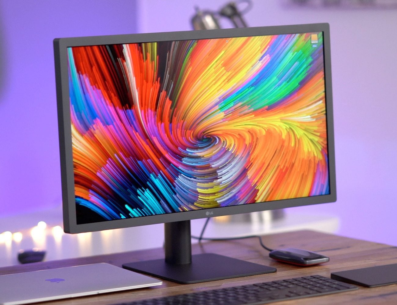 This high-performance computer monitor has two thunderbolt 3 ports