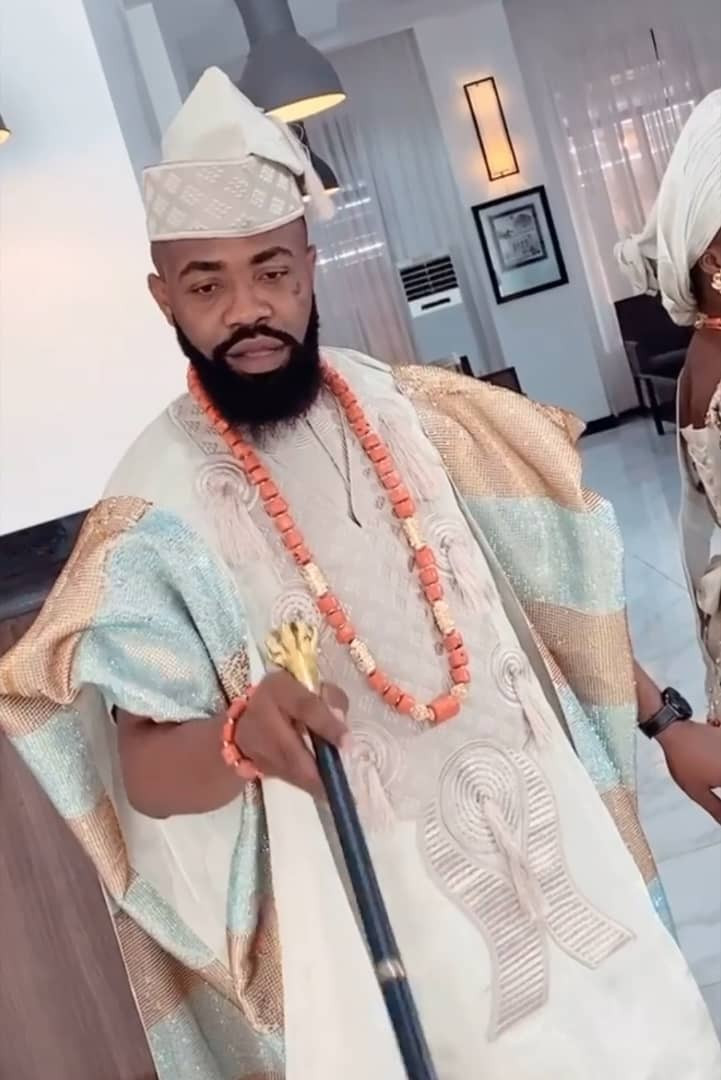 Photos/Videos from comedian, Arole