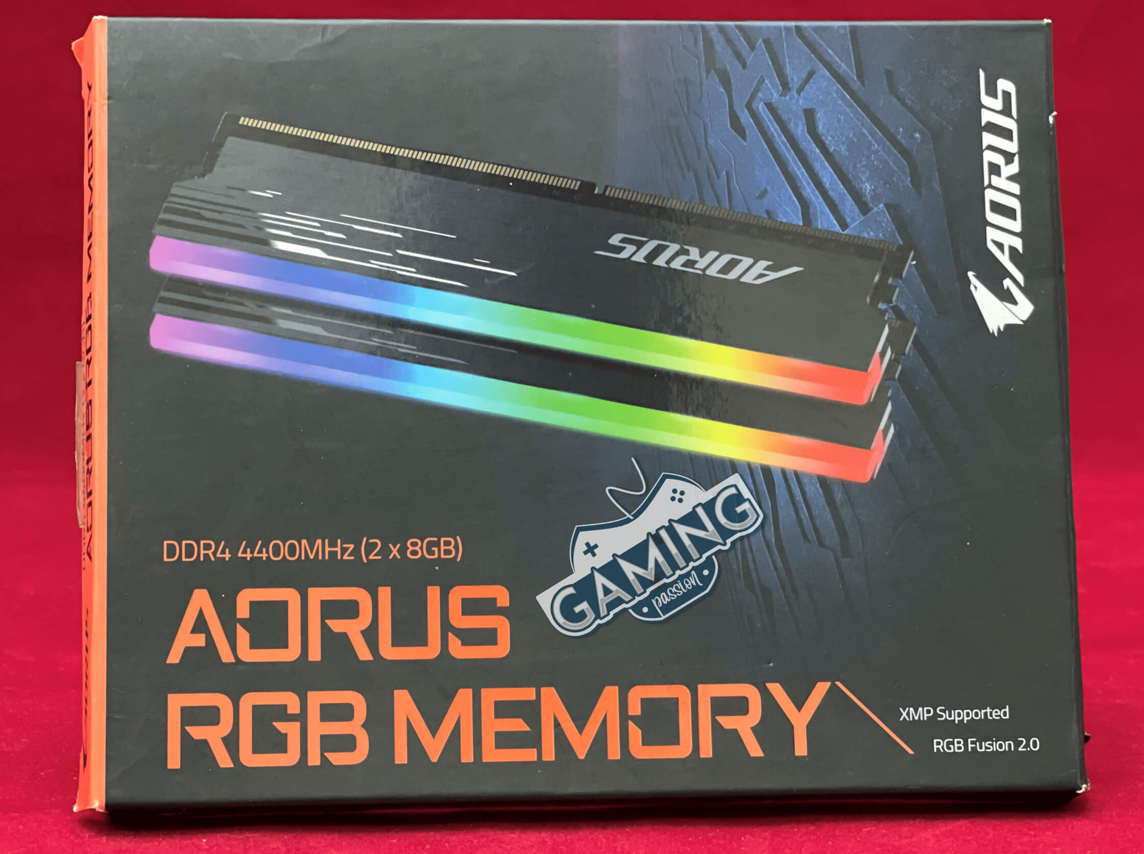 فتح علبة رامات Aorus RGB