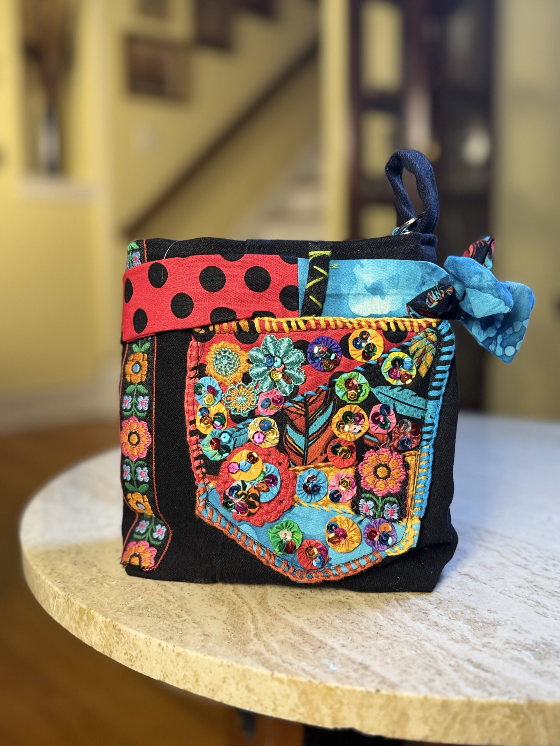 The Wanderer Heritage Crossbody