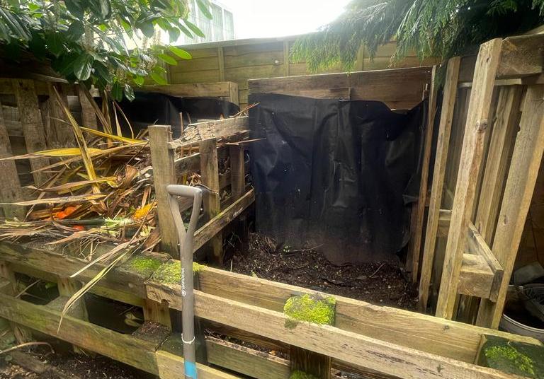 Build a Compost Heap The Grow Up