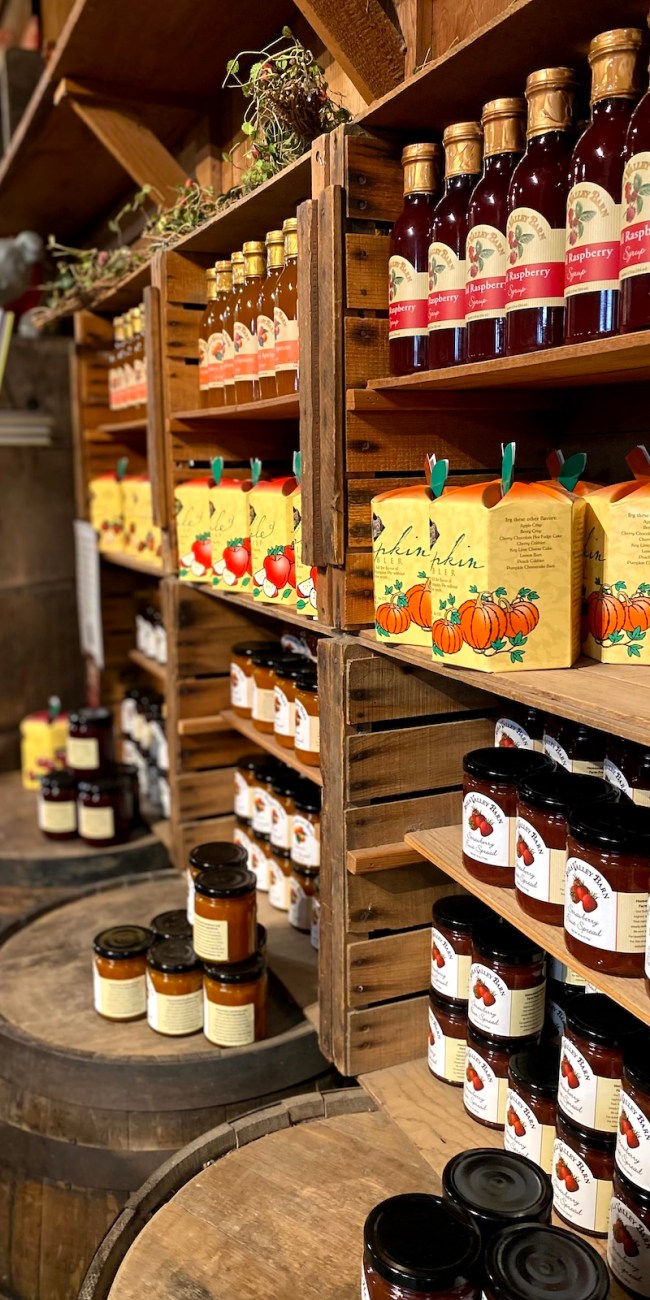 Avila Valley Barn farm stand 1
