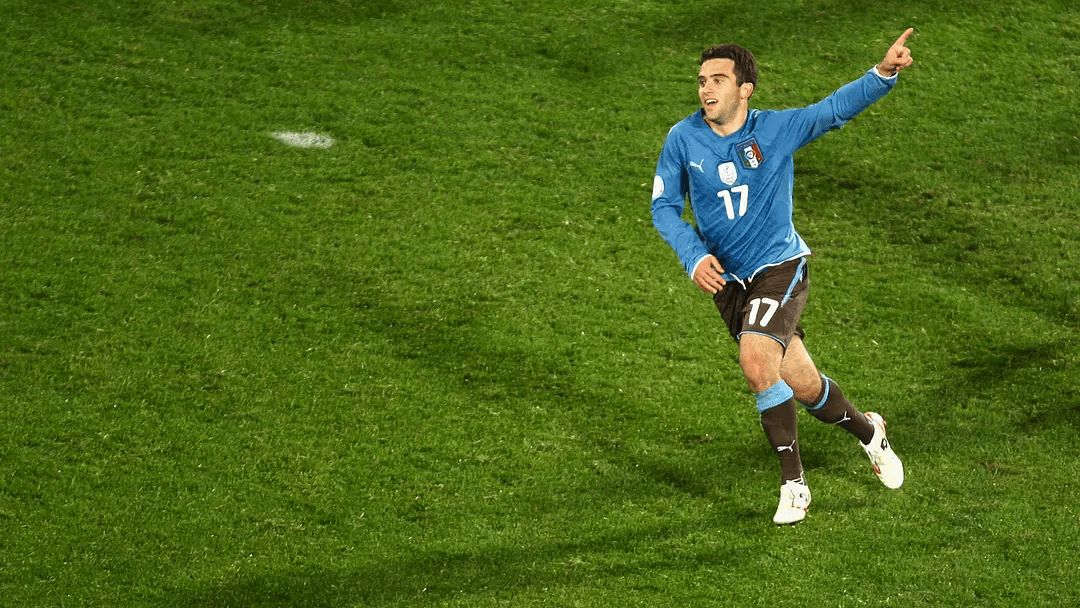 The best American-born player of all time is not Pulisic or Donovan
