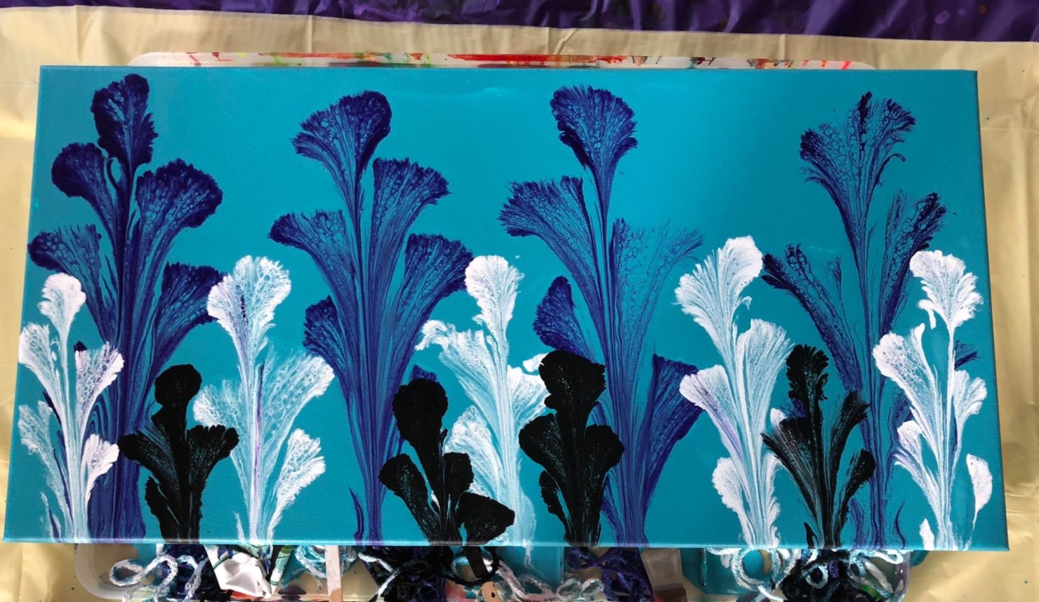 ‘String pulling’ es la nueva forma de pintar cuadros ¡te va a encantar!