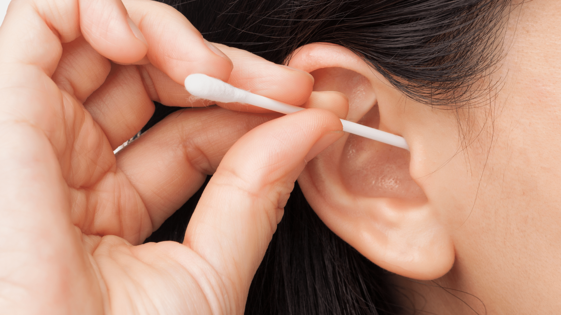 removing ear wax with a q tip