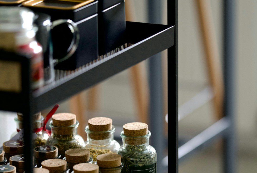 Door-mounted spice rack for organized kitchen storage