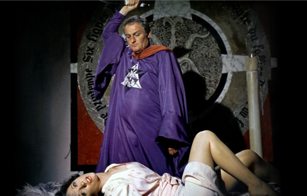 Devil-Rides-Out-The_02