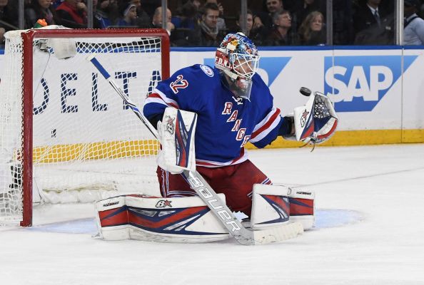 Arizona Coyotes goalie Antti Raanta