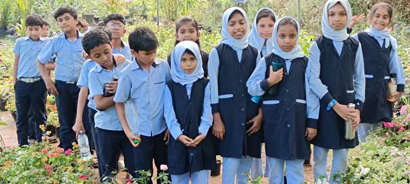 Students of Salafi school visited Vellanur agricultural farm