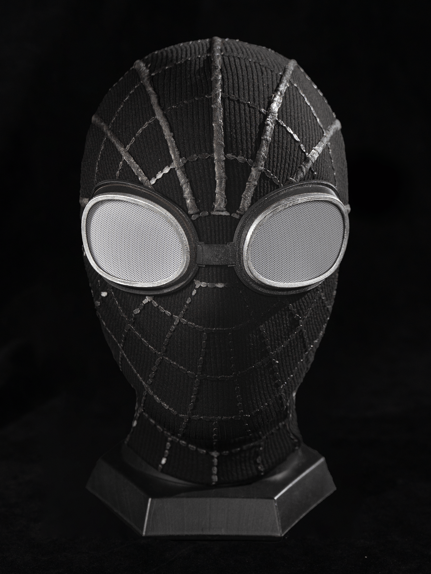 Shadow Full Head Shell Mask