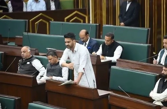 Waheed Para Moves Adjournment Motion on Reservation Issues in J&K Assembly