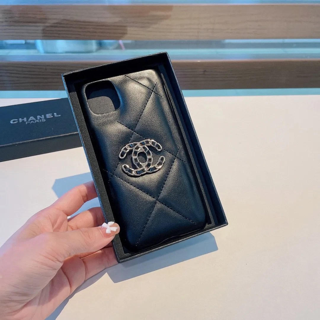 CHANEL - シャネル iPhone11 Proケース ブラック CHANEL - □極美品□ CHANEL シャネル ココマーク キャビア