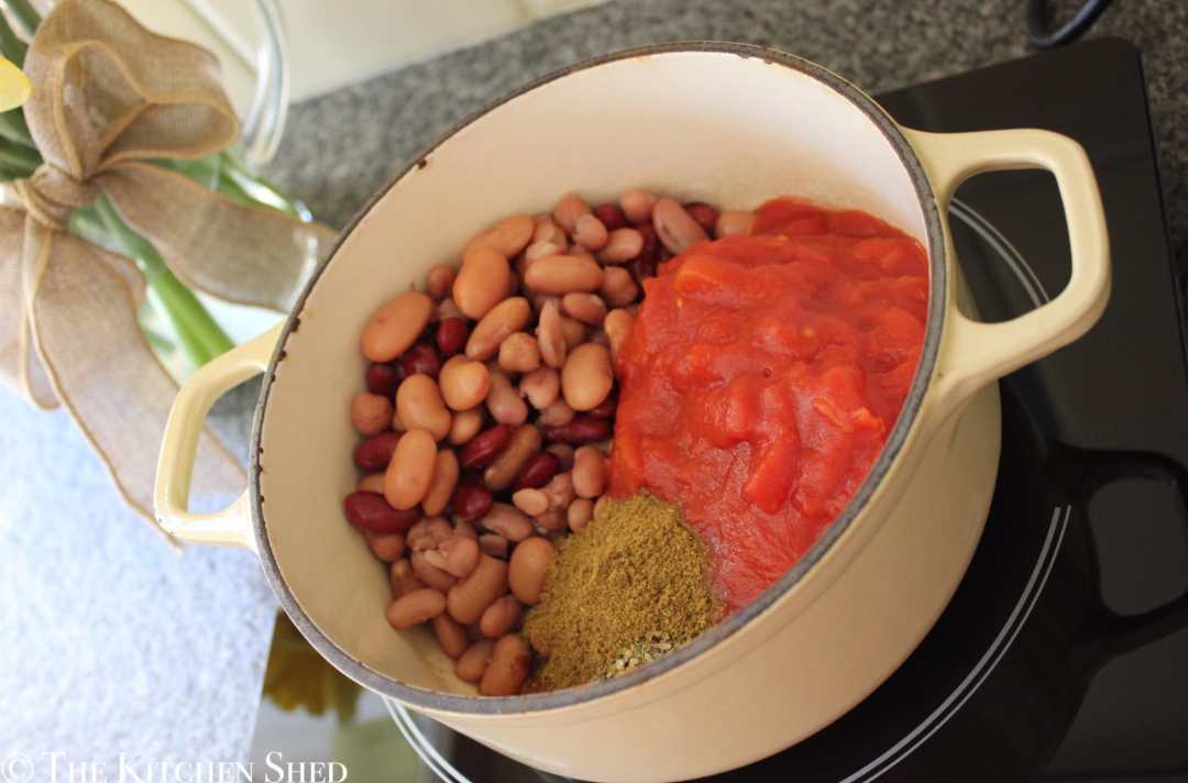 Clean Eating 5 Minute Bean Chilli