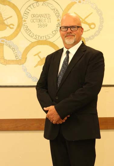 Kevin Hendrickson, Business Manager of Local 533