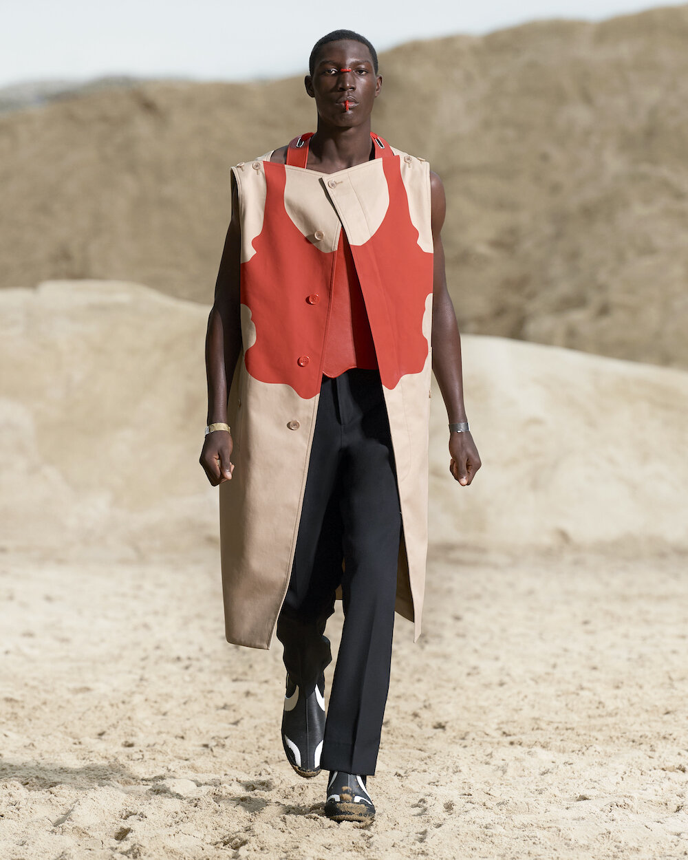Universal Passport—Burberry Spring/Summer Menswear Presentation