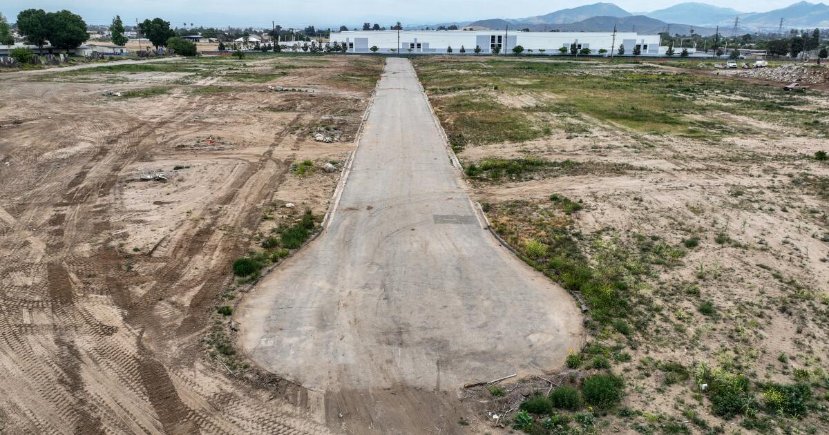 urlhttps3A2F2Fcalifornia times brightspot.s3.amazonaws.com2Fdd2Fe72F5b57549948929679a8d4f4b3