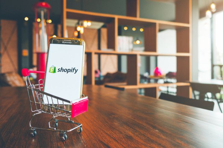 ecommerce challenges solved with shopify feature