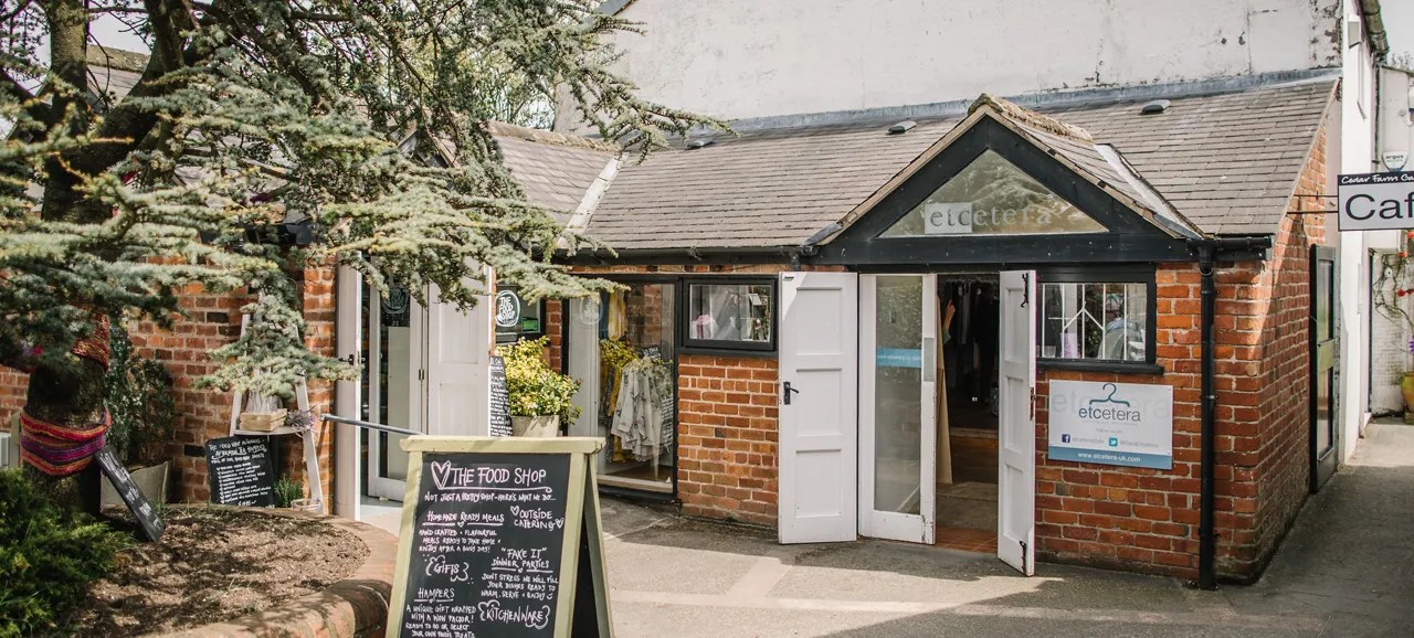 Cedar Farm Ormskirk - Dog-Friendly Day Out