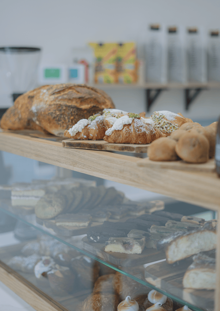 Lu and Lo Coffee Maghull - Dog-Friendly Cafe