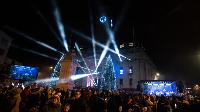 Christmas lights in Luton