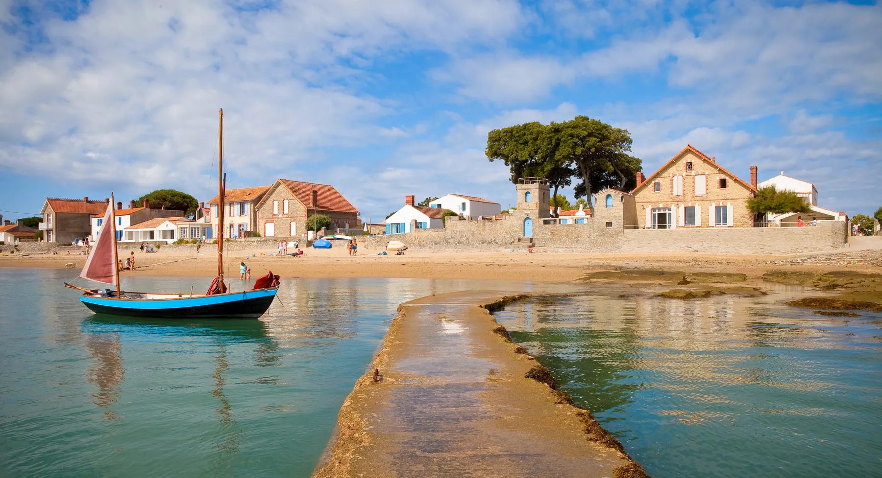 seaside small houses