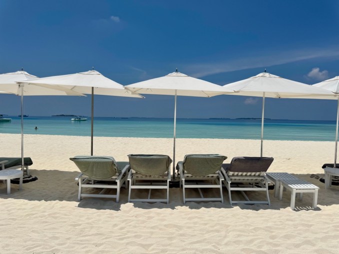 Four Seasons Resort Maldives at Landaa Giraavaru