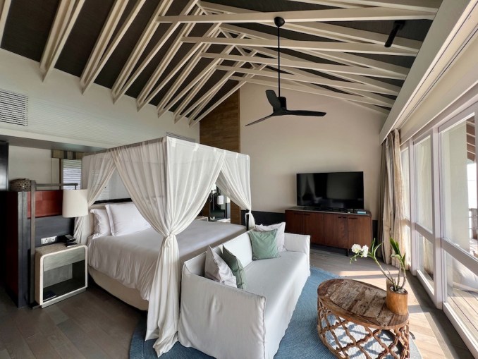 Four Seasons Maldives Private Island at Voavah