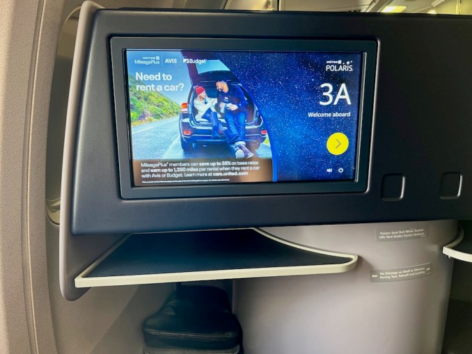 United Airlines domestic First Class Boeing 757