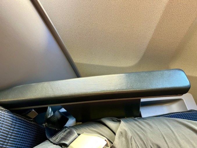 United Airlines domestic First Class Boeing 757