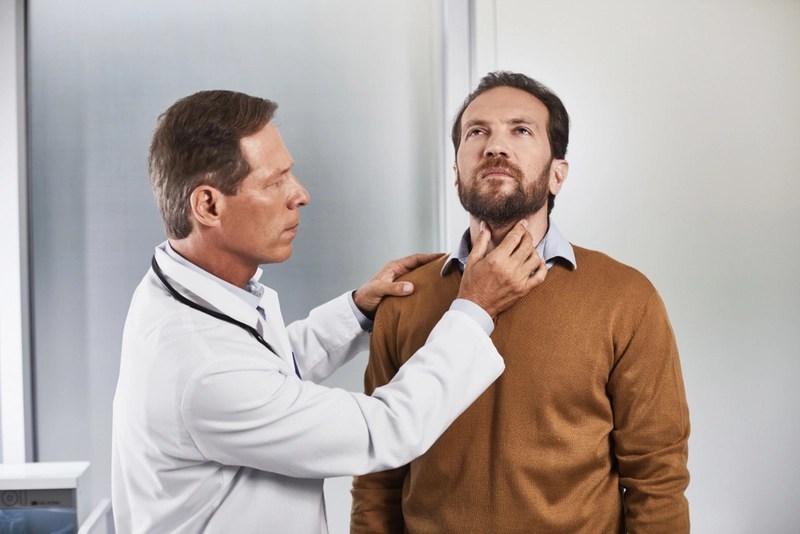 Como é a recuperação após laringectomia?