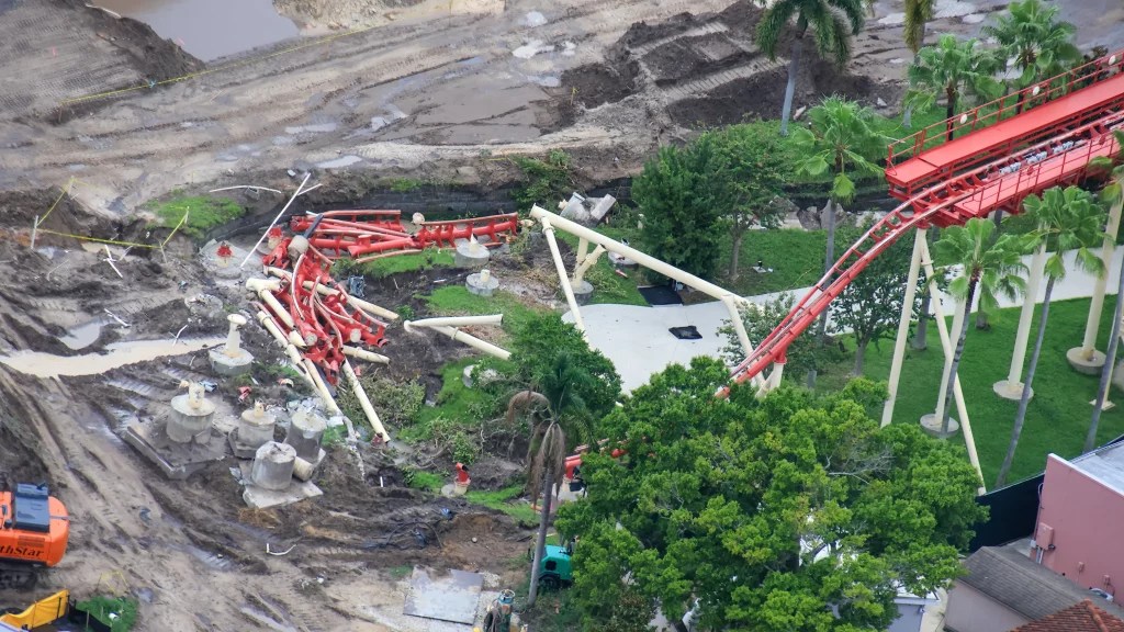 demolition-universal-attraction