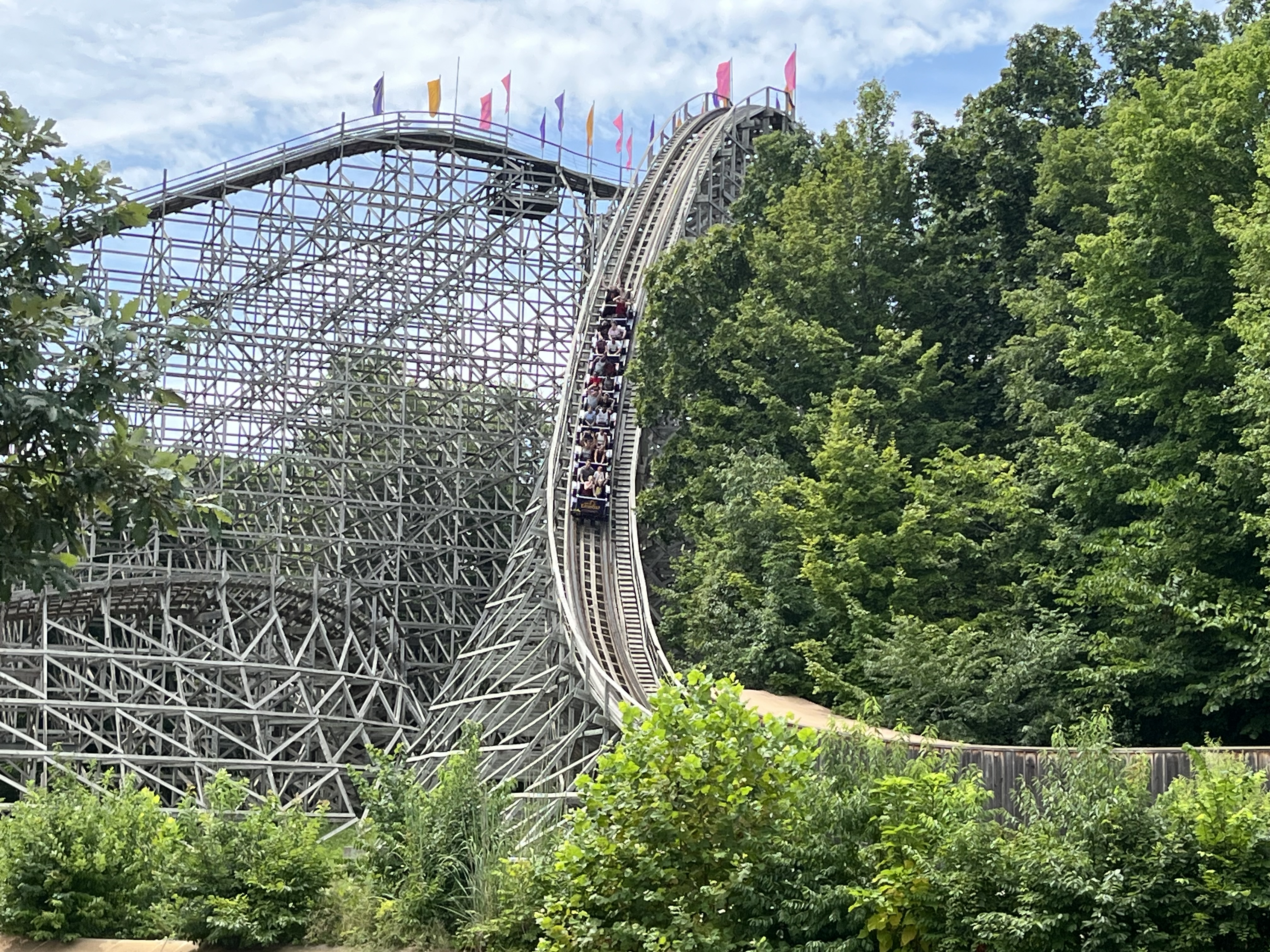 Don Helbig's Top 10 Wooden Roller Coasters - Theme Parks By Don