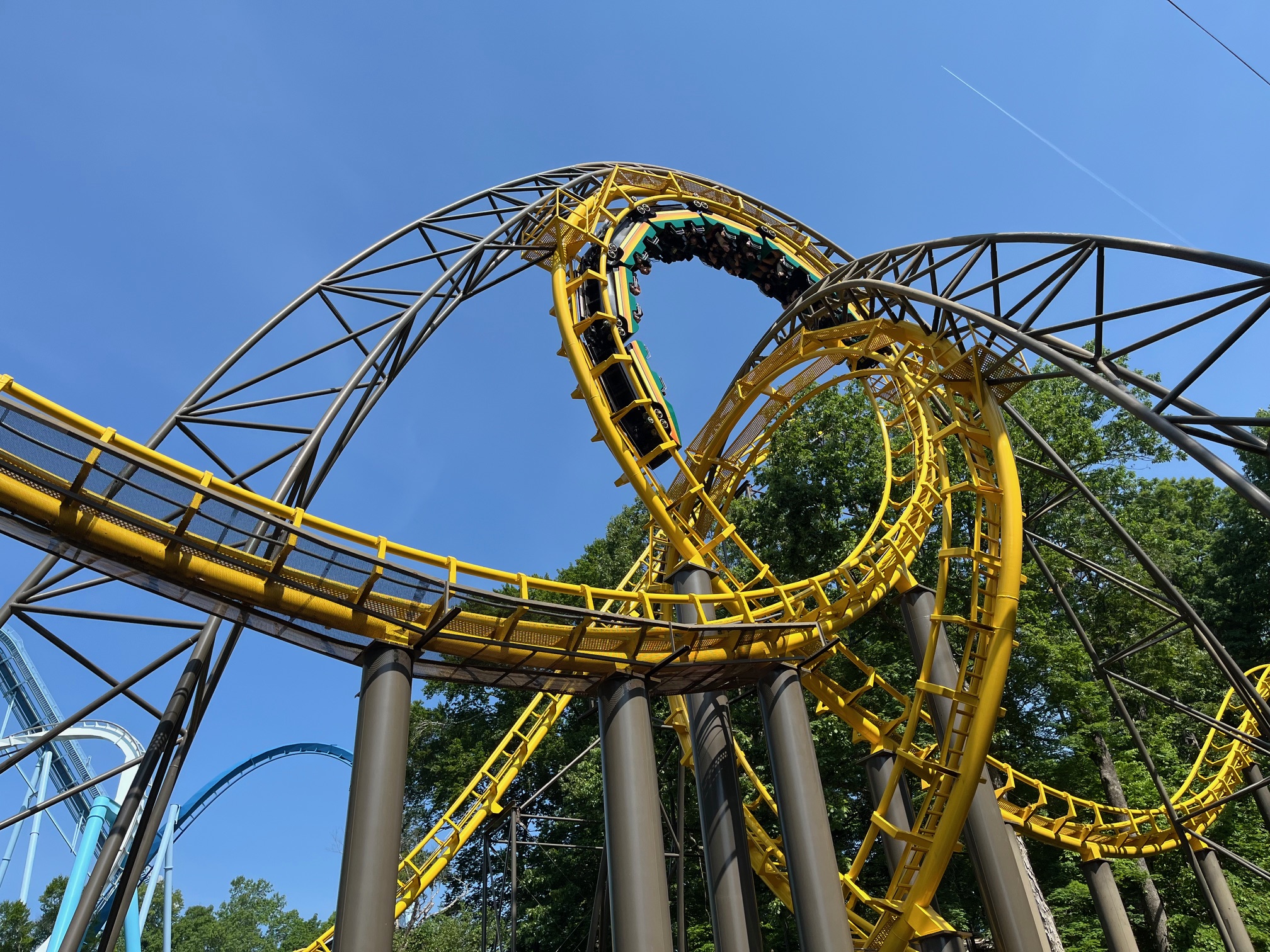 Remember the Grip: The Vortex at Kings Island - Theme Parks By Don