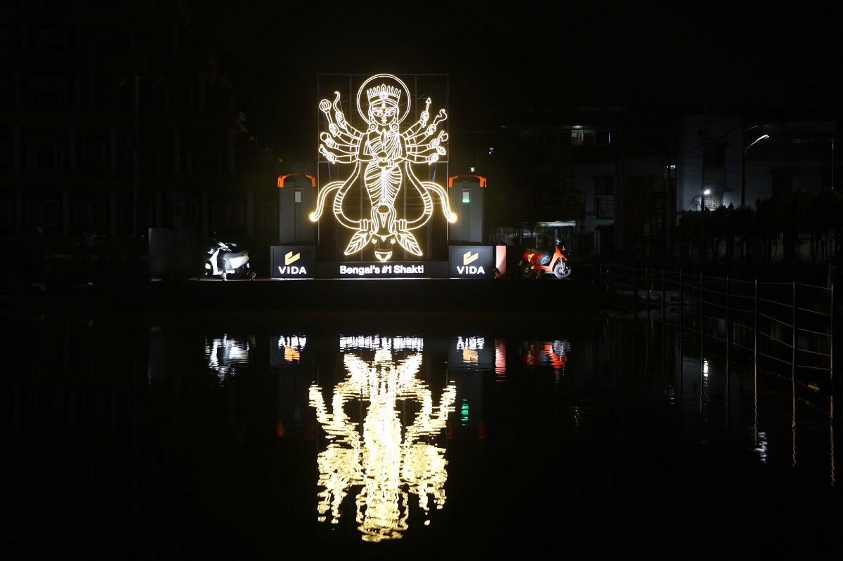VIDA brings clean energy theme to Kolkata’s College Square Durga Puja