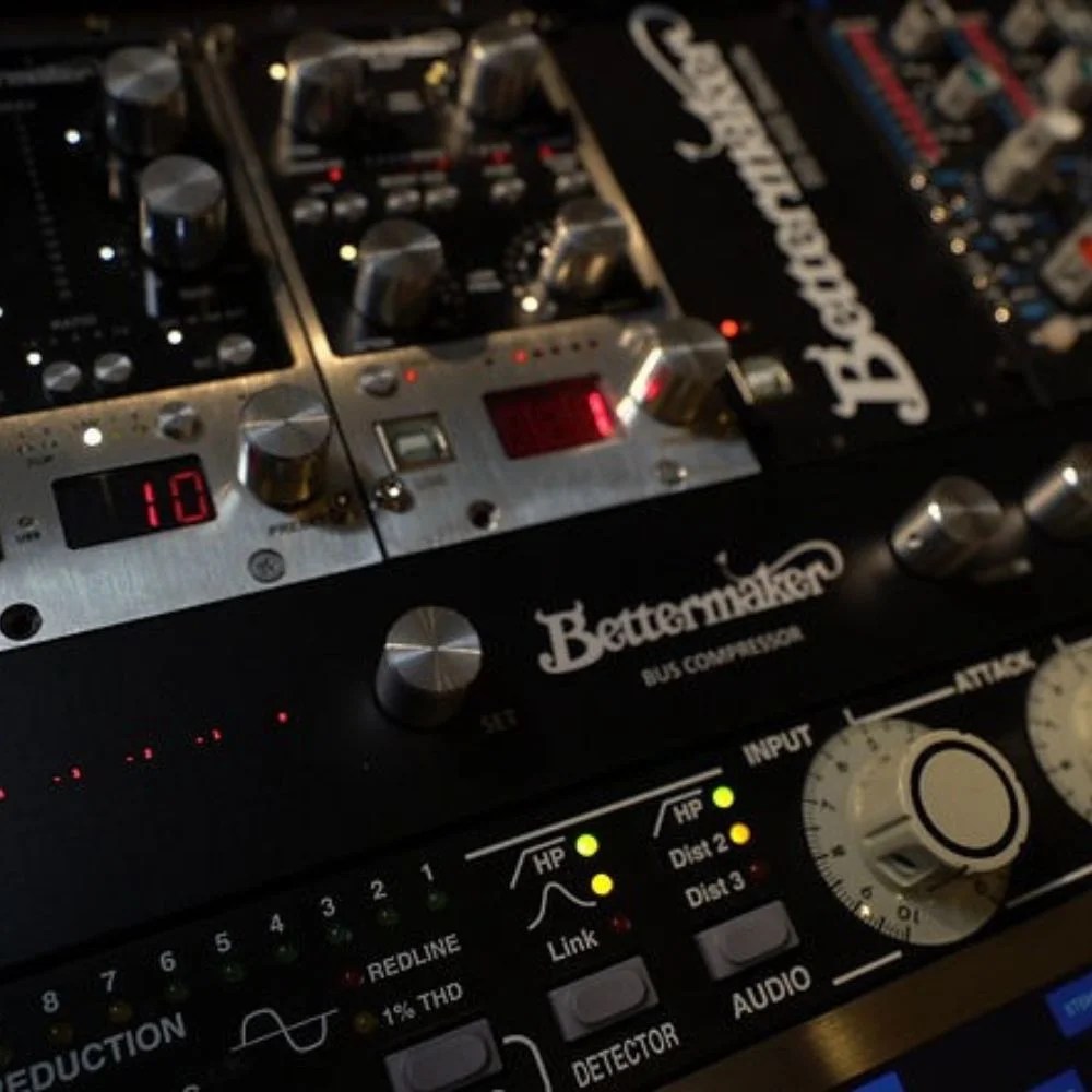 Alternative view of Bettermaker Bus Compressor Sidechain with HPF