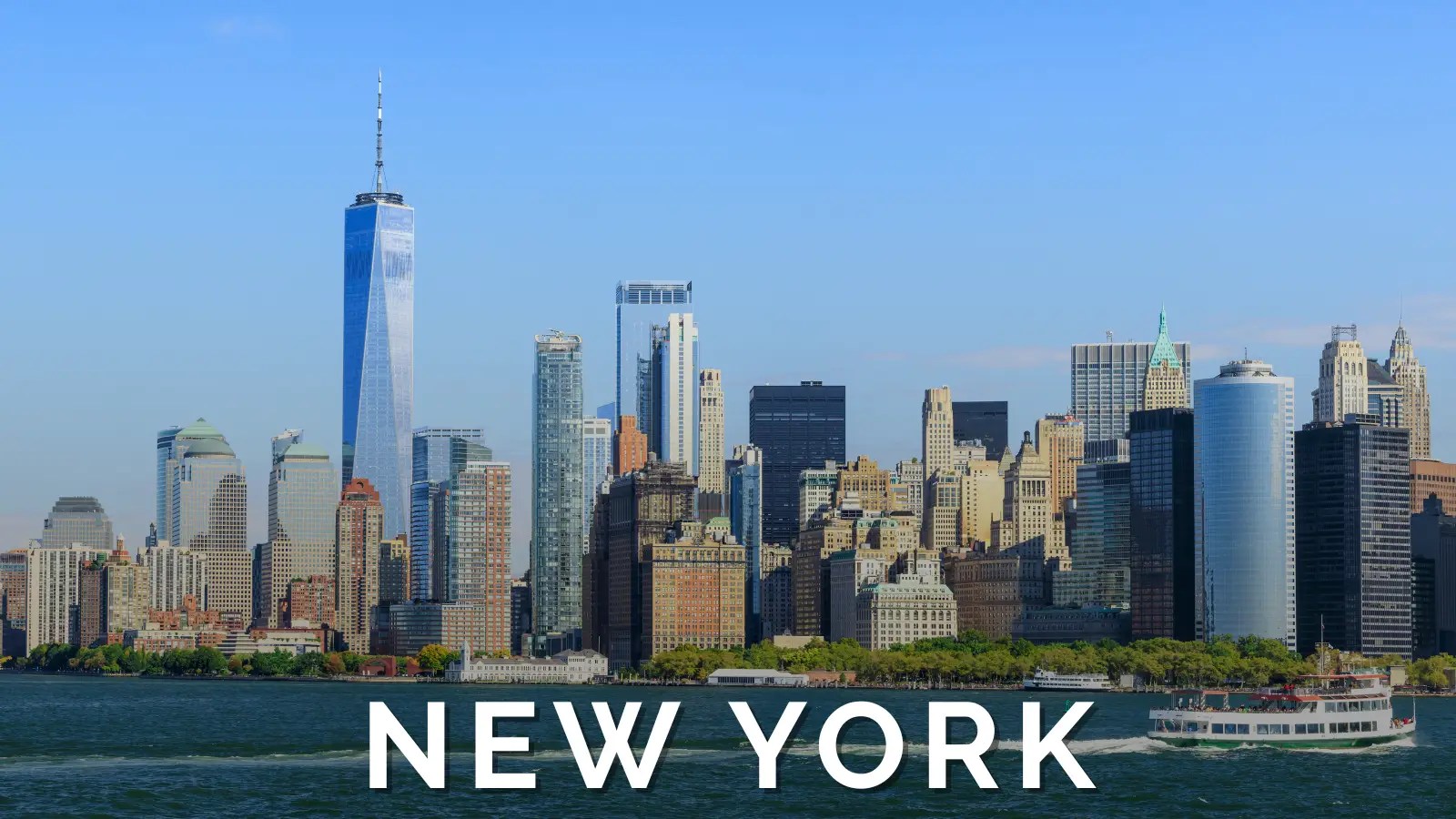 Mobile dog grooming in New York – Manhattan skyline with Empire State Building